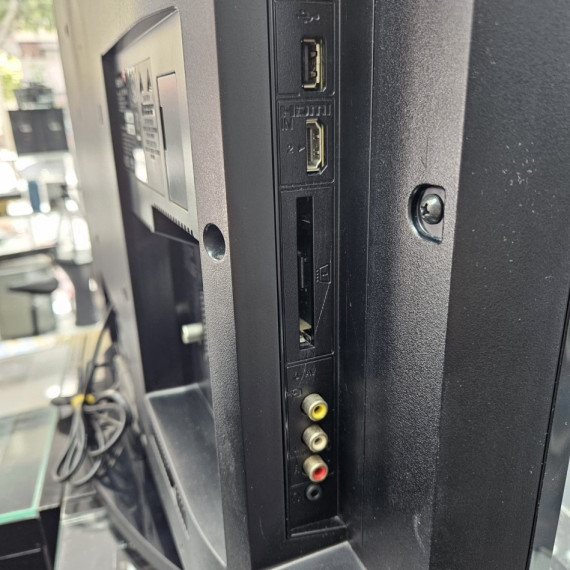 8-8-73455-7-Televisor LCD Sony Bravia Kdl-32bx400