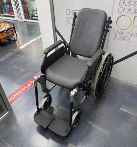 8-8-73469-1-Silla De Ruedas Sunrise Medical Patent B321 43 120Kg Max.