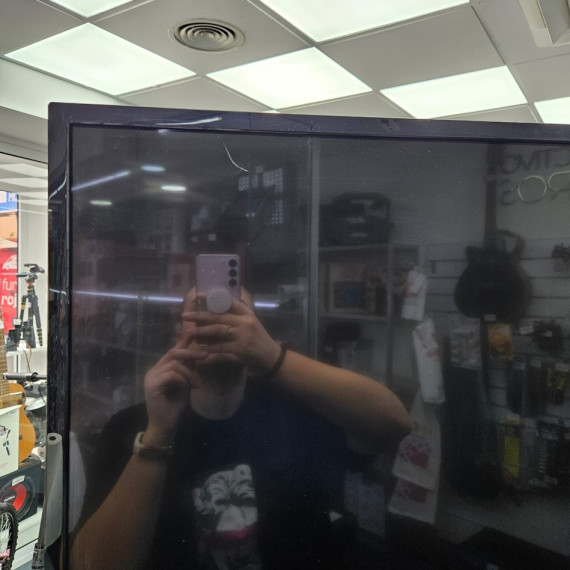 8-8-70712-4-Televisor LED EAS Electric E55SL952