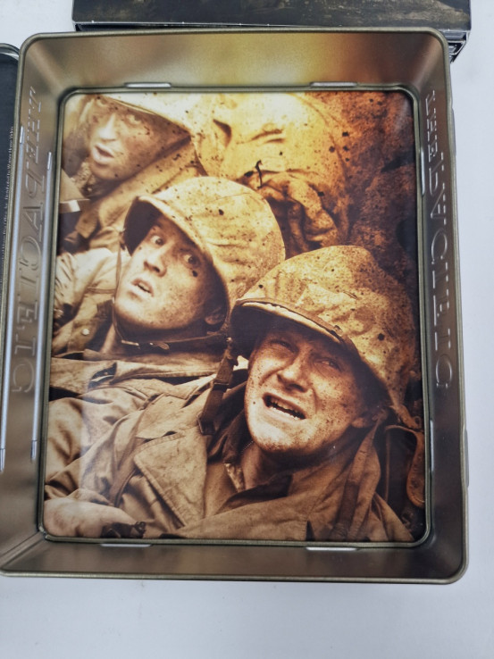 1-1-264433-4- The pacific 10 capitulos 6 partes edicion metalica