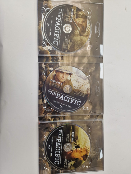 1-1-264433-9- The pacific 10 capitulos 6 partes edicion metalica