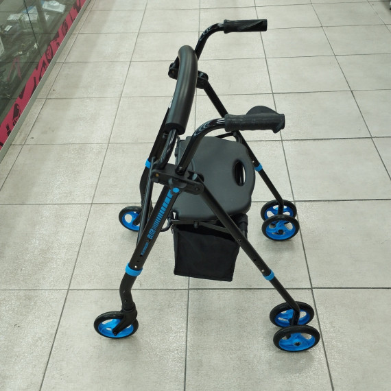 6-6-164732-2-Andador Elite