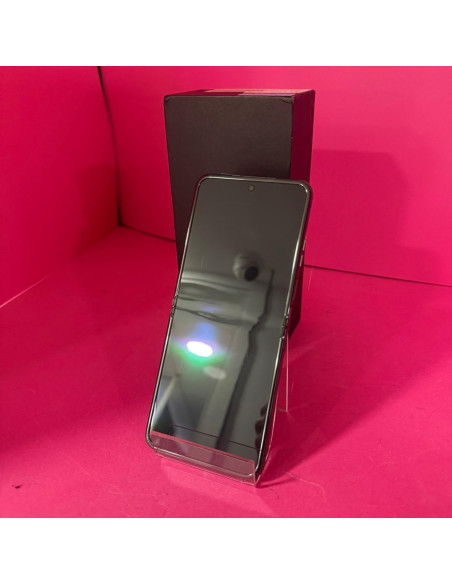 8-8-70952-1-Smartphone Motorola Razr 40 Ultra 8 256GB