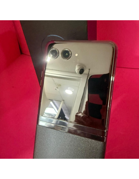 8-8-70952-3-Smartphone Motorola Razr 40 Ultra 8 256GB