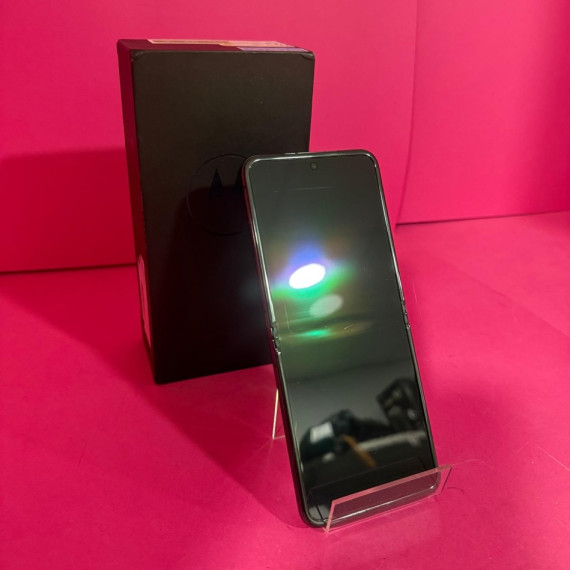 8-8-70952-5-Smartphone Motorola Razr 40 Ultra 8 256GB