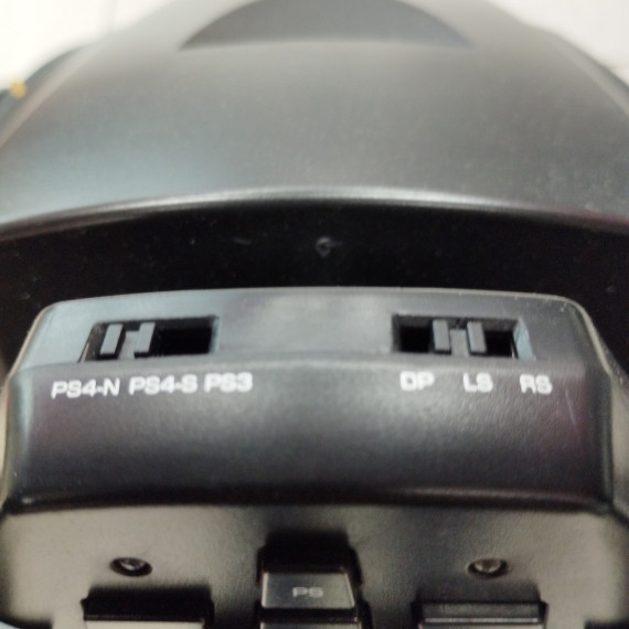 6-6-164543-3-Accesorio PS4 Hori RWA Con Soporte Para Pedales