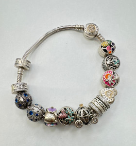 1-1-264780-1-Pulsera Pandora 12 Charm