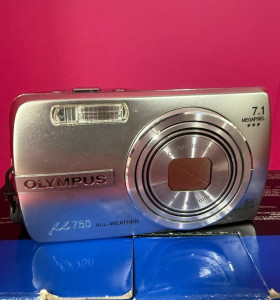 8-8-73690-1-Cámara Digital Compacta Olympus U750 2