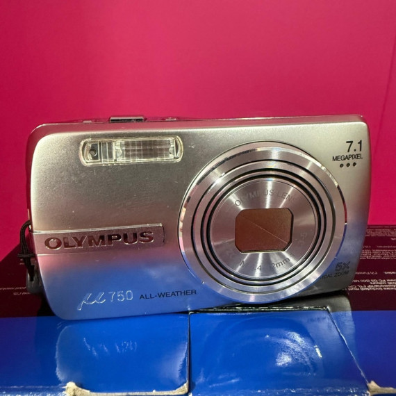 8-8-73690-2-Cámara Digital Compacta Olympus U750