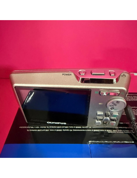 8-8-73690-4-Cámara Digital Compacta Olympus U750