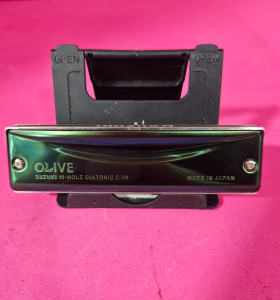 8-8-73701-1-Armonica M.SUZUKI OLIVE 10-hole diatonic C-20 