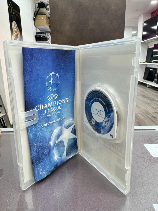 7-7-82256-2-Videojuego PSP champions league 2006-2007 psp