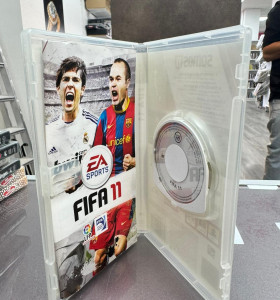 7-7-82257-1-Videojuego PSP fifa 11 psp 2