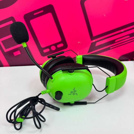 7-7-82321-3-Auriculares Razer