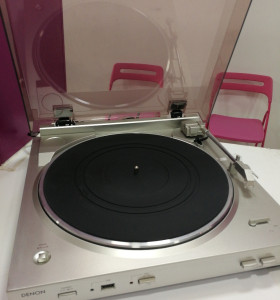 6-6-150831-1-Sonido TOCADISCO DENON DP 200 2