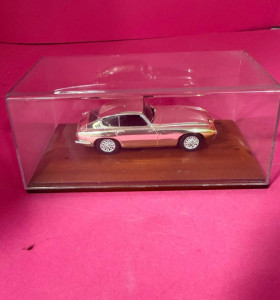 8-8-73856-1-Coche metal Pegaso Z-102 2