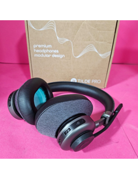 8-8-73823-9-Auriculares Tilde Pro C