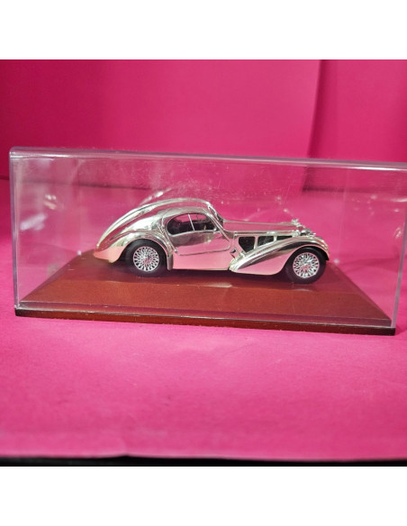 8-8-73854-3-Coche metal Bugatti 57SC Copupé Atlantic
