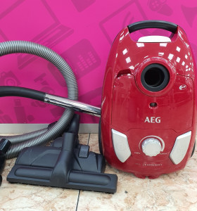 1-1-265173-1-Aspiradora Aeg Vx4-1 Wr A Rojo