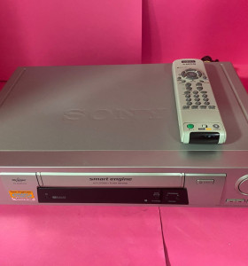 8-8-73812-1-Reproductor Video VHS Sony SLV-SX700E