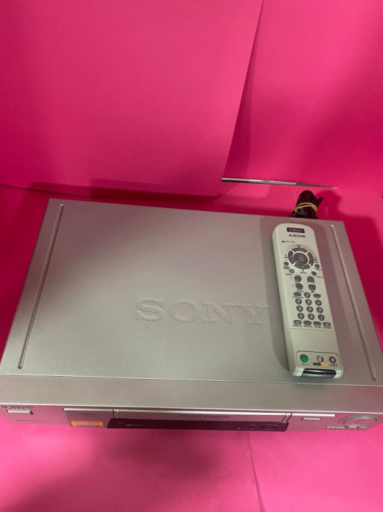 8-8-73812-4-Reproductor Video VHS Sony SLV-SX700E