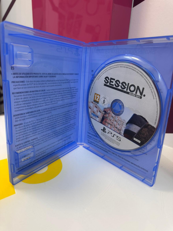 9-9-73695-2-Videojuego PS5 Session 