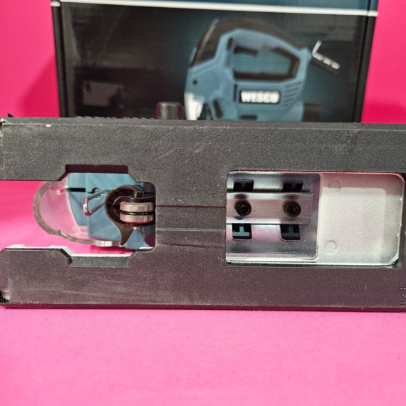 8-8-73879-5-Sierra Calar WESCO WS3772 850w