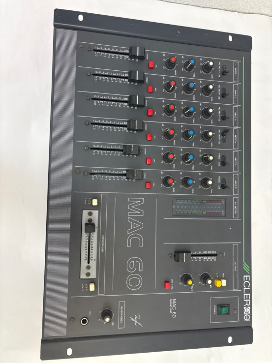 1-1-265513-1-Controlador Ecler Mac 60