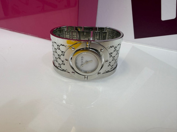 9-9-73749-4-Reloj Pulsera Señora Gucci Twirl Acero