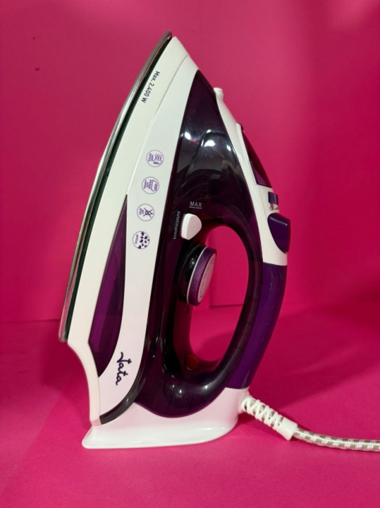 8-8-74157-4-Plancha Vapor JATA 