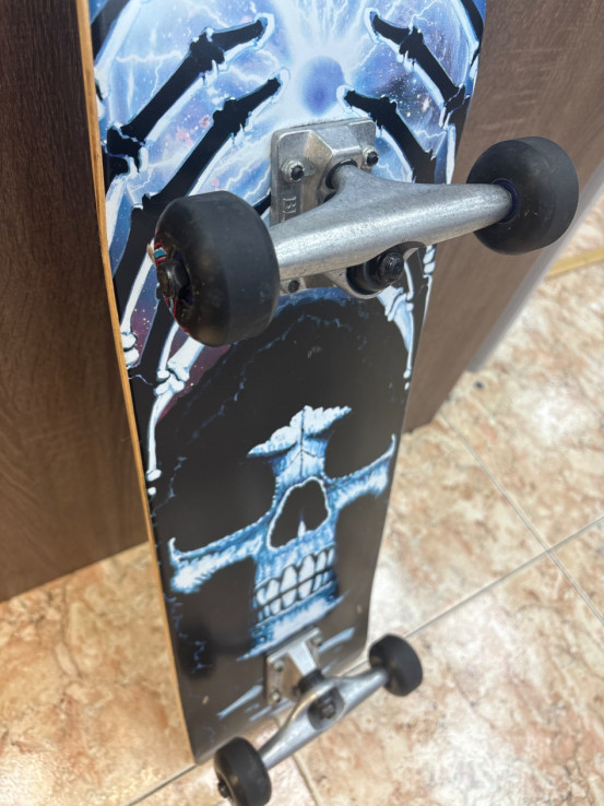 1-1-265779-2-Monopatin Blind