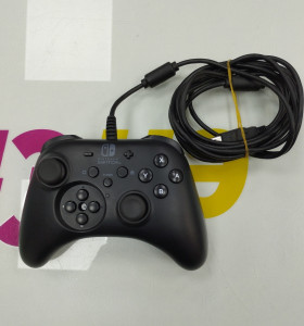 6-6-165488-1-Mando Nintendo Switch Hori NSW001