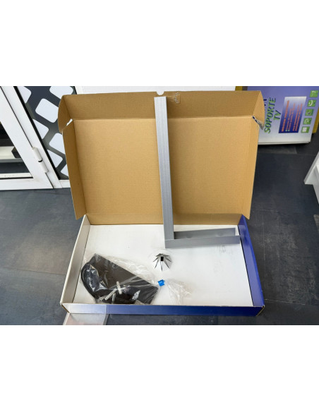 8-8-74225-3-Mesa Soporte TV (Sin Uso)