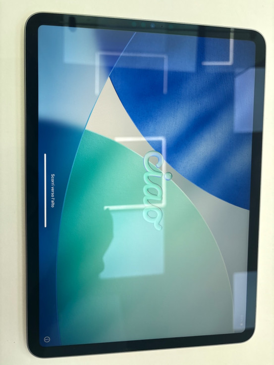 1-1-264070-2-iPad Pro A2759 128Gb Pencil y Funda Teclado