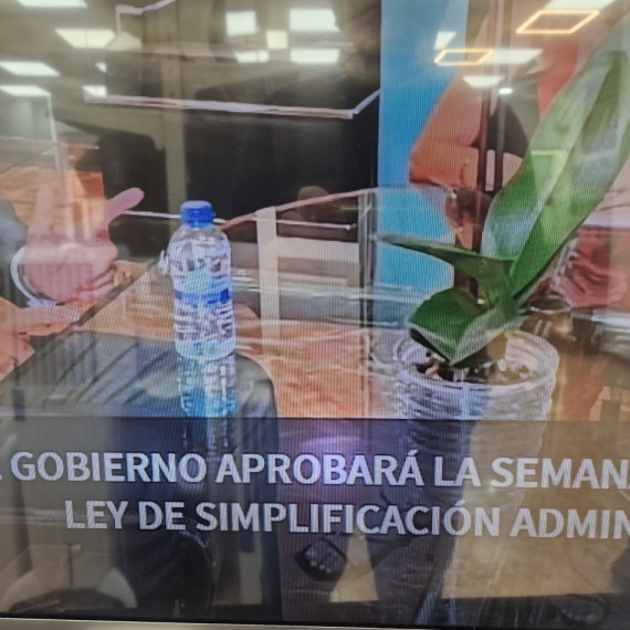 1-1-252309-2-Televisor LED LG 42lb650v 