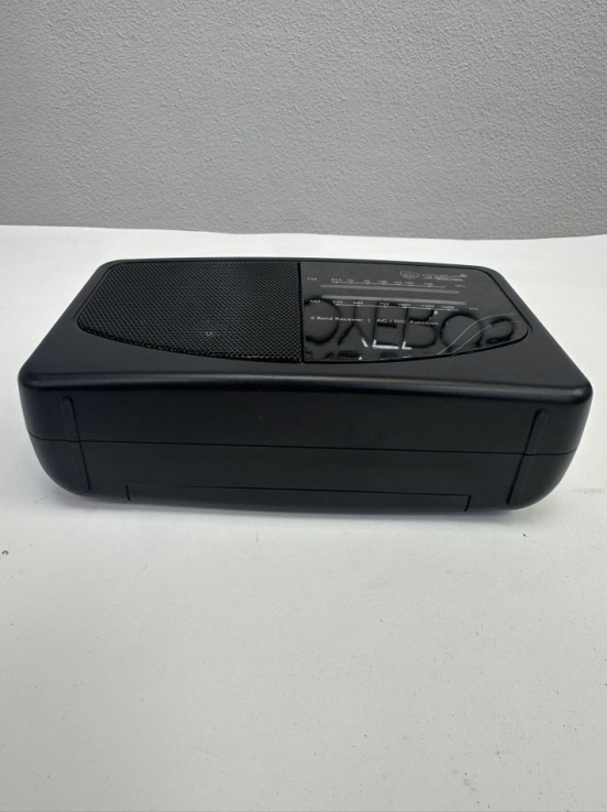 1-1-266062-5-Radios Gsc Negra