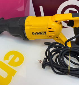 9-9-72326-1-Sierra Sable Dewalt Dwe305pk