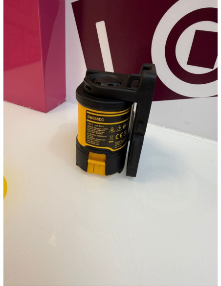 9-9-72322-6-Nivel Laser DW088CG