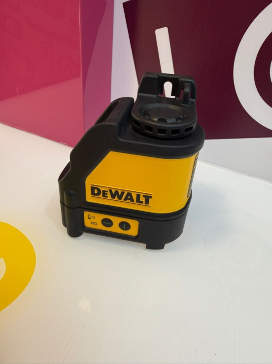 9-9-72322-7-Nivel Laser DW088CG