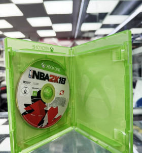 8-8-74340-1-Videojuego Xbox One NBA2K18 2