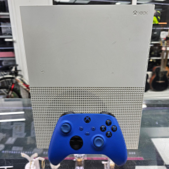 8-8-74337-7-Consola Xbox One S 1Tb