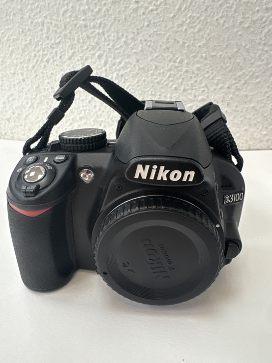 1-1-265832-1-Cámara Digital Réflex Nikon D3100 Objetivo 18-105 