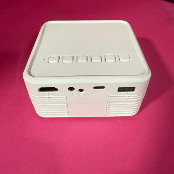 8-8-70302-3-Mini proyector LED 