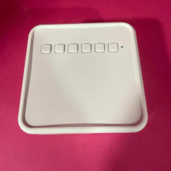 8-8-70302-4-Mini proyector LED 