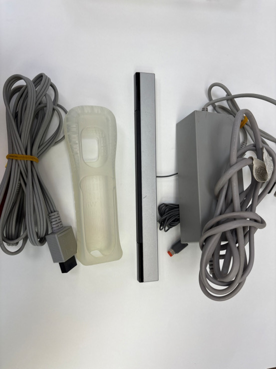 1-1-266265-2-Consola Wii Blanca