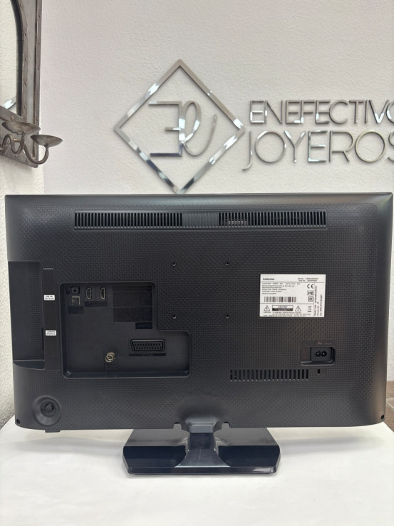 1-1-265491-2-Televisor LED Samsung UE24H003
