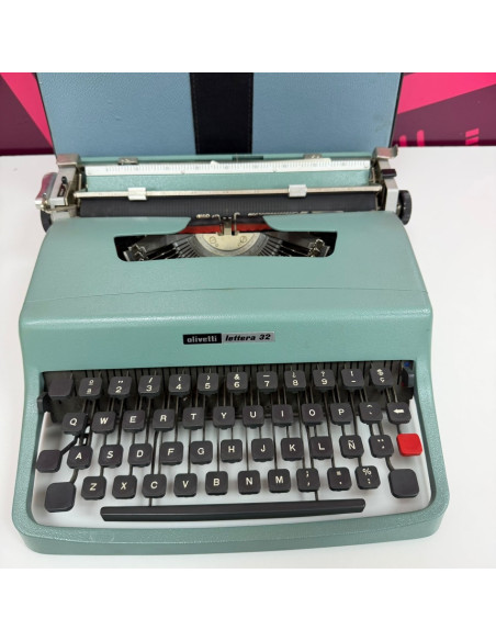 7-7-83244-2-Artículo Escritorio Maquina De Escribir Oliveti Lettera 32