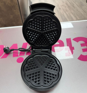 7-7-83273-1-Gofrera Severin (Sin Uso) 2