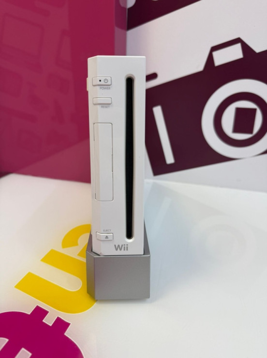 9-9-74161-2-Consola Wii rvl-001