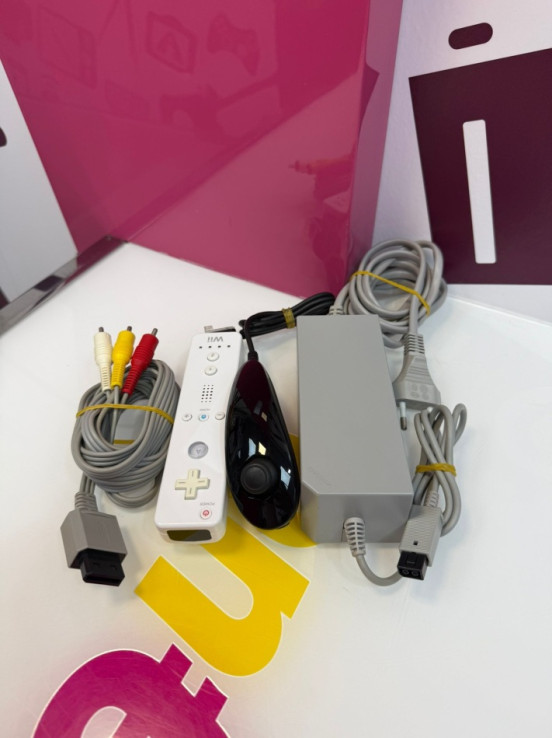 9-9-74161-5-Consola Wii rvl-001